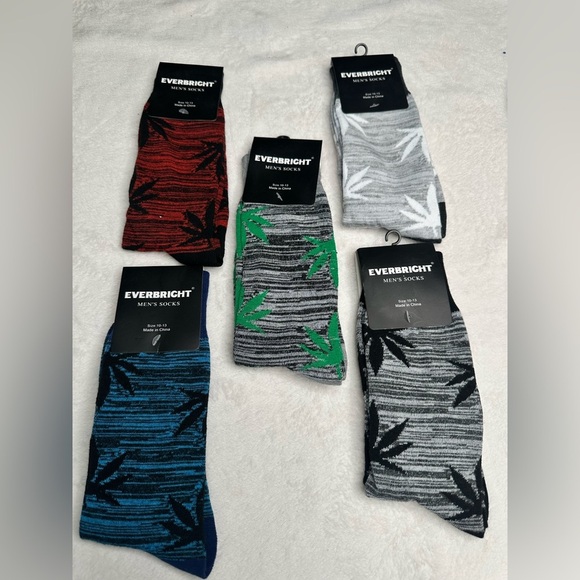 Men Socks Size 10-13 Everbright green Gray Marijuana Blue Green Weed Leave - Picture 1 of 7